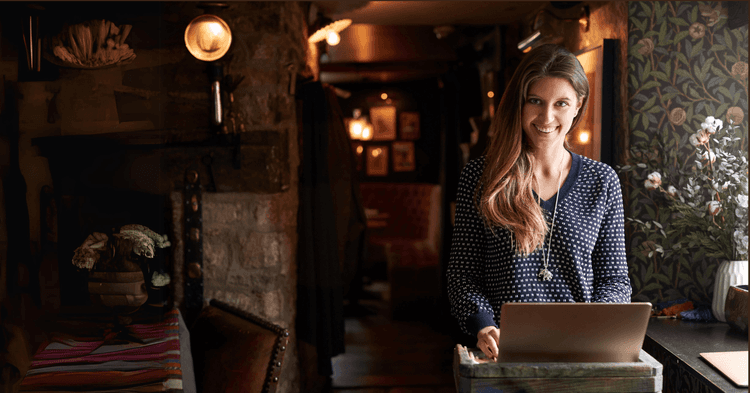 Digital distribution and growth for small Spanish hotels